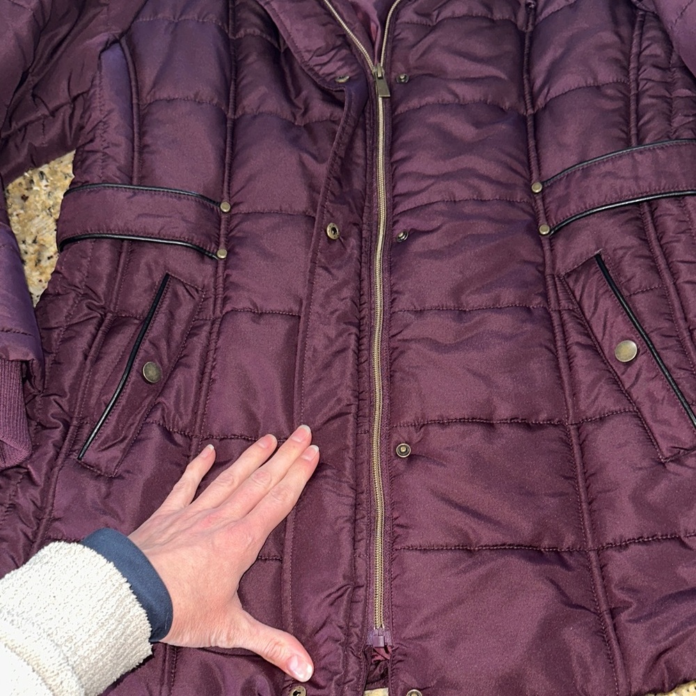 Stylish Purple Puffer Jacket - Picture 4 of 9